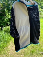 Load image into Gallery viewer, no. 1 Stars fleece pullover