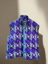 Load image into Gallery viewer, no. 29 fleece snap vest