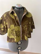 Load image into Gallery viewer, no. 45 zip-up floral chore shirt