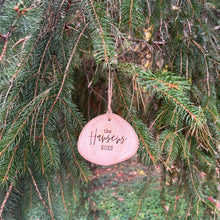 Load image into Gallery viewer, custom family ornament