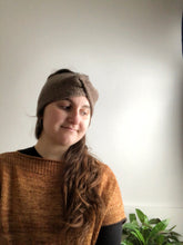 Load image into Gallery viewer, primrose headband
