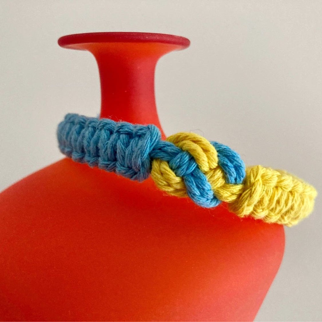 Support for Ukraine bracelet